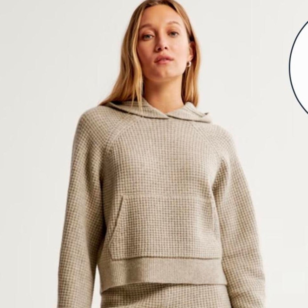 Abercrombie & Fitch Lounge Waffle Sweater Cozy Tan Knit Women's Sweater Size L